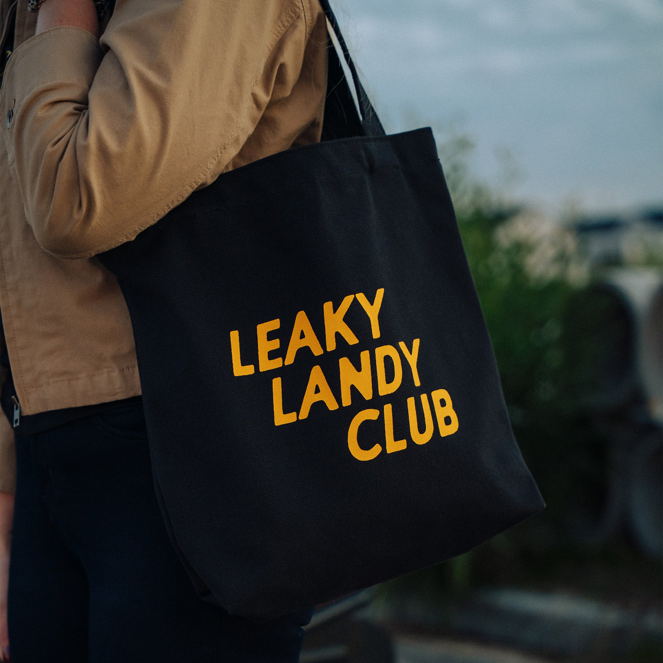 Leaky Landy Club Tote Bag
